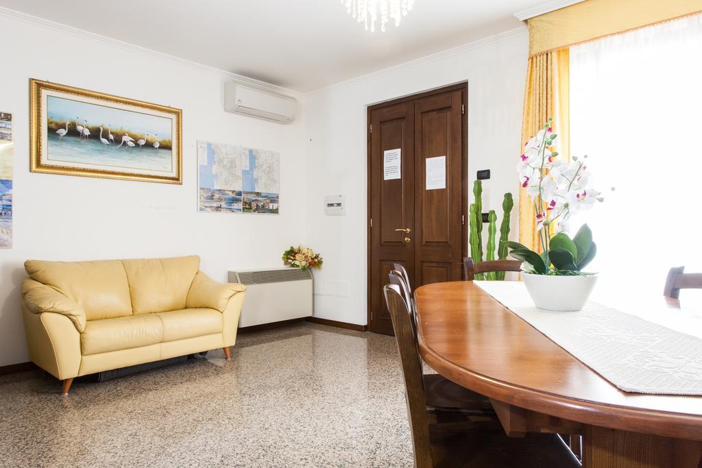 Affittacamere Acquamarina Oristano Exteriör bild